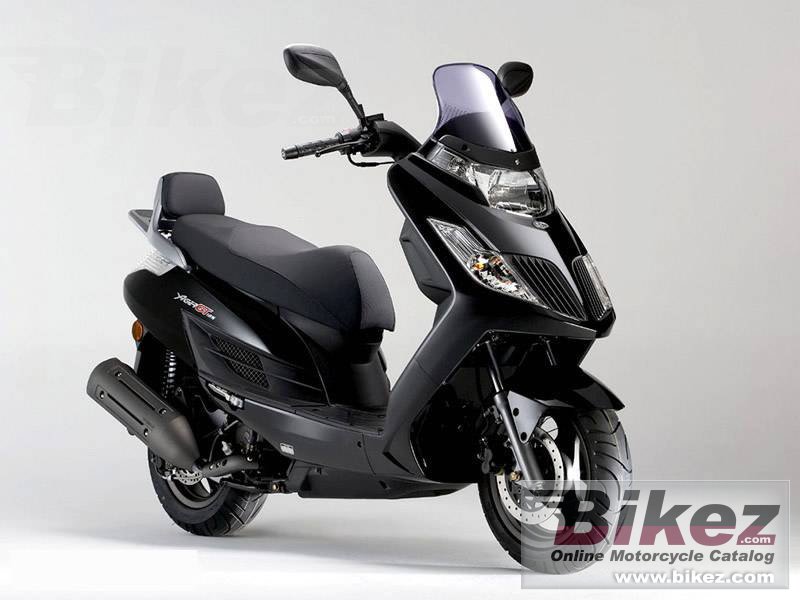 Big Kymco yager gt 200i picture and wallpaper from Bikez.com